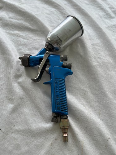 Small gravity flow devilbiss - small,